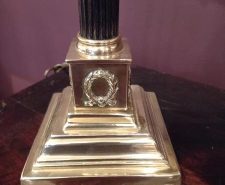 Antique Brass & Mahogany Corinthian Column Table Lamp - Image 2