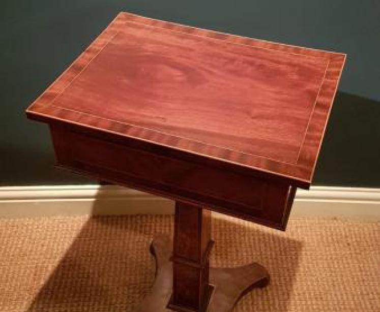 Superb Regency Mahogany Lamp Table - Image 4