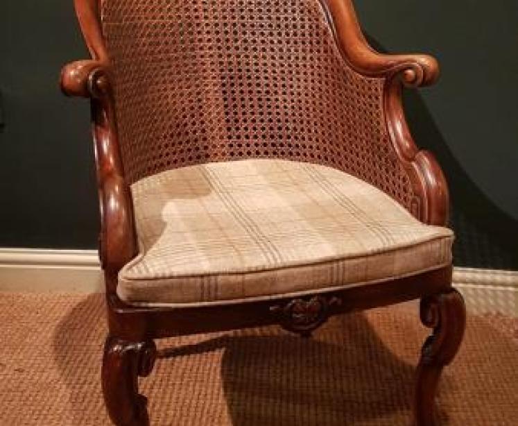 Superb Pair of Victorian Walnut Framed Bergere Chairs - Image 5