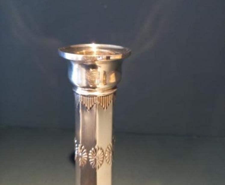 Superb Pair of Antique Silver Oval Base Candlesticks - Image 3