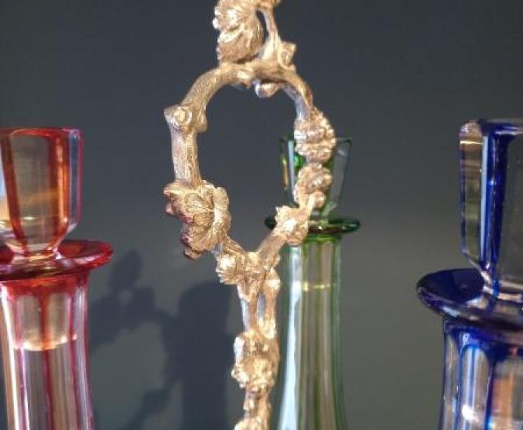 Superb Antique Cut & Flashed Three Bottle Tantalus - Image 3