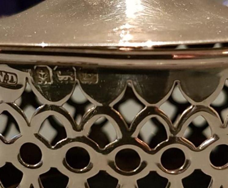 George V Period Silver 3 Piece Cruet Set - Image 6