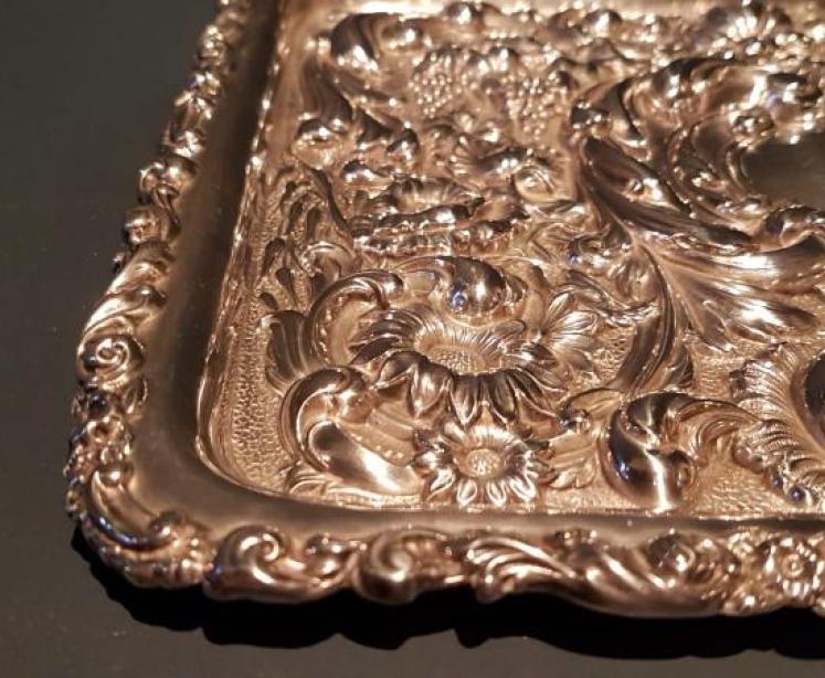 Fine Quality Edwardian Silver Tray - Image 3
