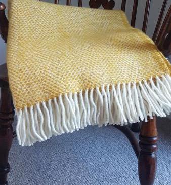 Tweedmill Beehive Yellow Throw