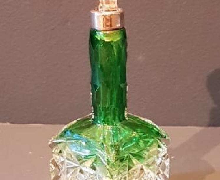 Victorian Emerald Flashed Silver Mounted Scent Bottle - Image 1