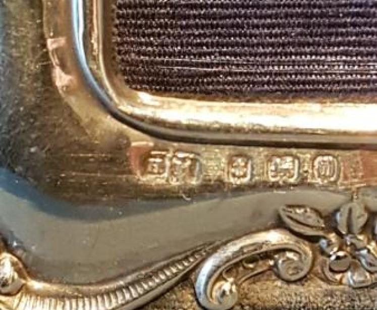 Edwardian Embossed Silver Photo Frame - Image 3