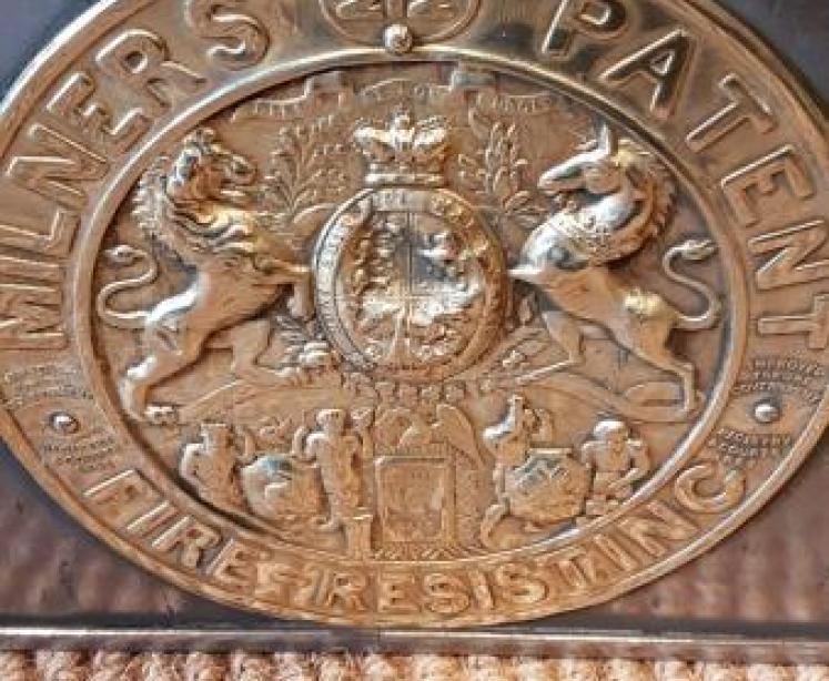 Superb Milners Safe Box - Image 2