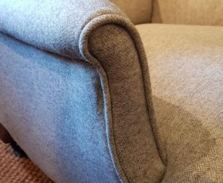 Superb Victorian Easy Chair - Image 2