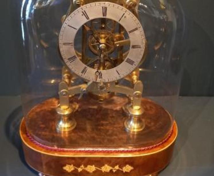 Mid Victorian Burr Walnut Fusee Skeleton Clock - Image 1