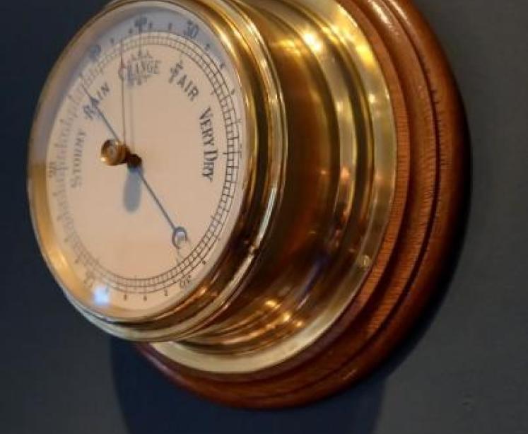 Antique Polished Brass Bulkhead Marine Barometer - Image 7