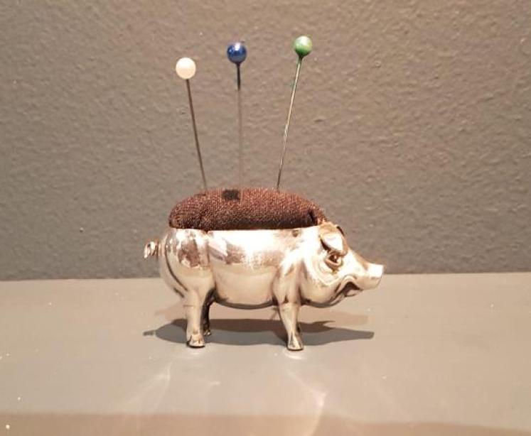  Chester Silver Novelty Pig Pin Cushion - Image 1