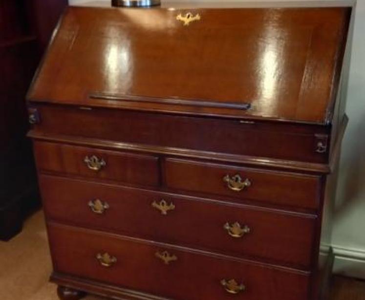 Superb William & Mary Period Oak Fall Front Bureau - Image 1