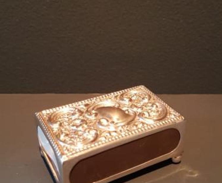 Edwardian Chester Silver Match box Cover - Image 1