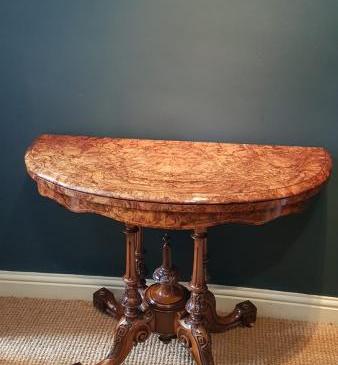 Fine Quality Victorian Inlaid Walnut Gaming Table