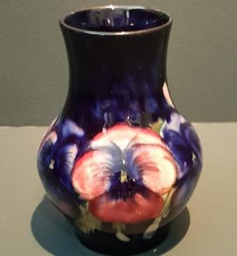 Early Moorcroft Pansy Vase