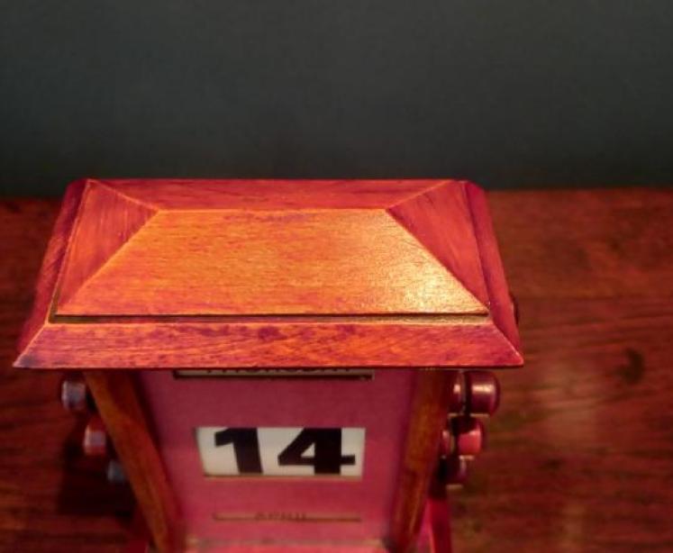 Small Antique Walnut Perpetual Desk Calendar - Image 3