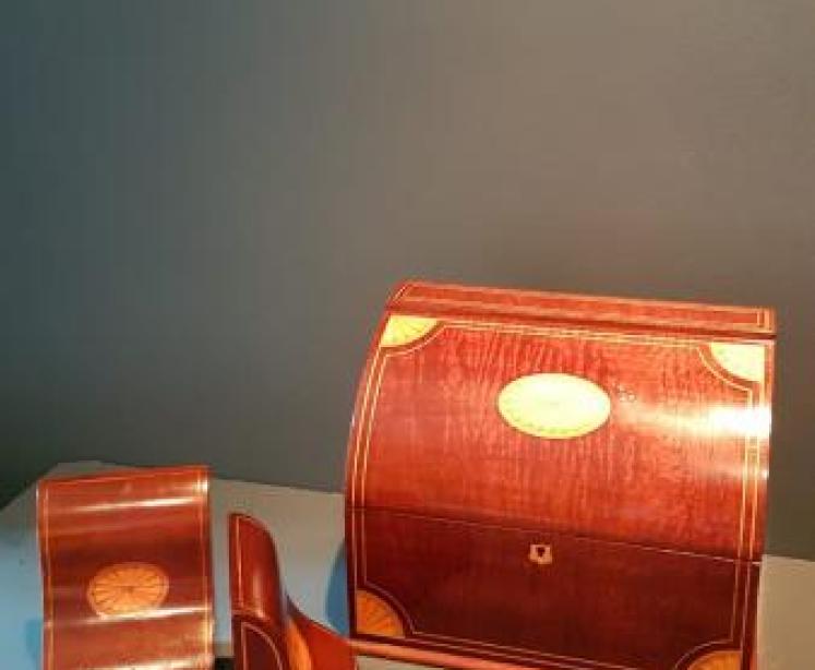 Superb Victorian Mahogany Stationery Box & Bookends - Image 1