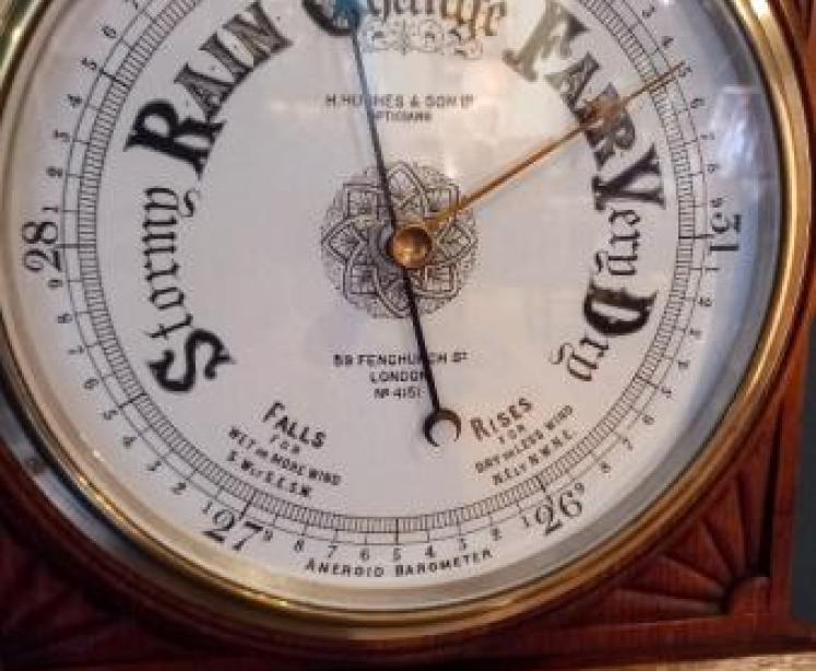 Antique Polished Oak Hughes of London Banjo Barometer - Image 3