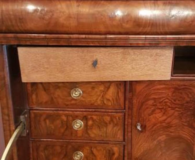 Superb Small George I Period Walnut Escritoire.c.1720 - Image 5