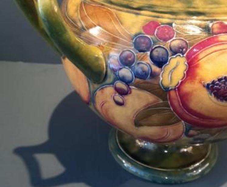 Antique Moorcroft Twin Handled Pomegranate Vase  - Image 4