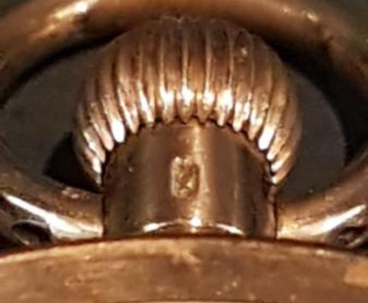 Fine Quality Engraved 14ct Gold Fob Watch - Image 3