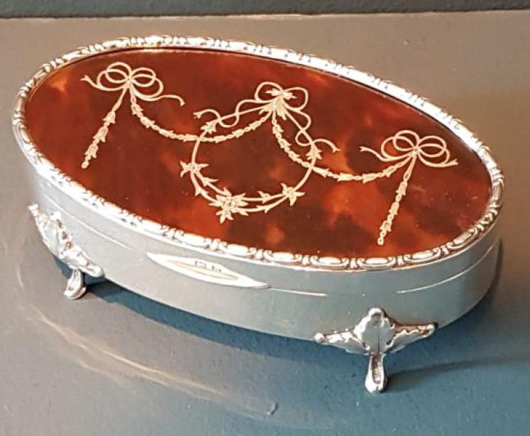 George V Silver and Tortoise Shell Ring Box - Image 1