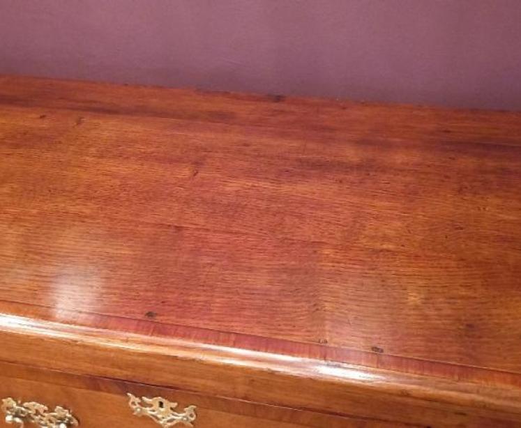 Superb George III Period Sheraton Inlaid Dresser - Image 4