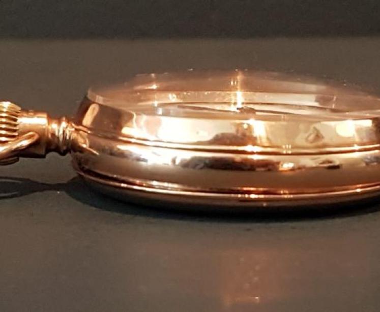 George V 9ct Chester Gold Pocket Watch - Image 2