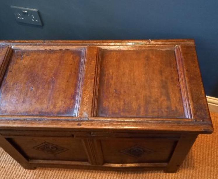 Small George I Period Oak Coffer c.1720 - Image 2