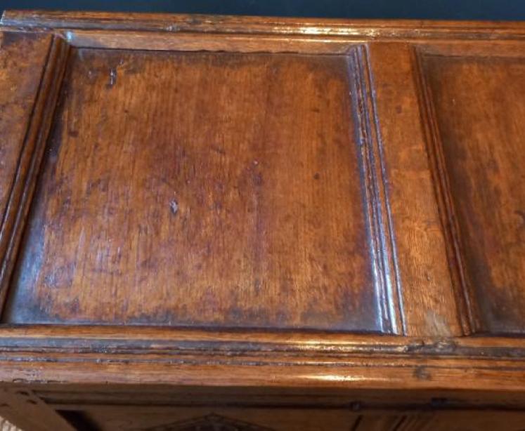 Small George I Period Oak Coffer c.1720 - Image 4