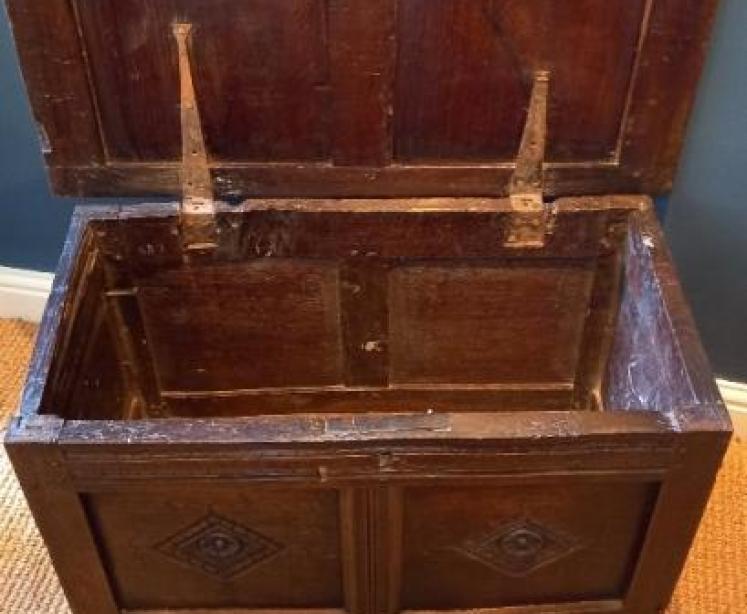 Small George I Period Oak Coffer c.1720 - Image 6