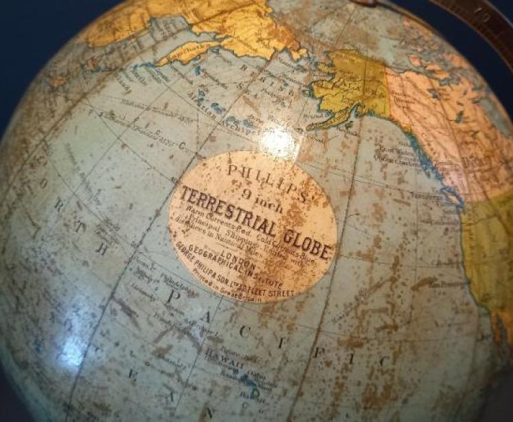 Phillips of London 9" Papier Mache Terrestrial Globe - Image 6
