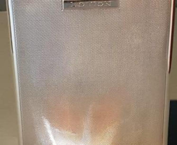 Set of Four Engine Turned Silver Flasks - Image 5