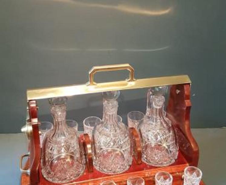 Superb Edwardian Mahogany Tantalus and Glasses Stand - Image 1