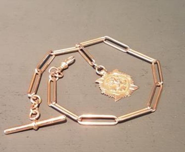 Rare 15ct Gold Victorian Watch Chain and Fob  - Image 1