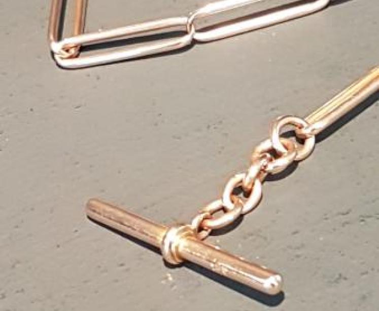 Rare 15ct Gold Victorian Watch Chain and Fob  - Image 4