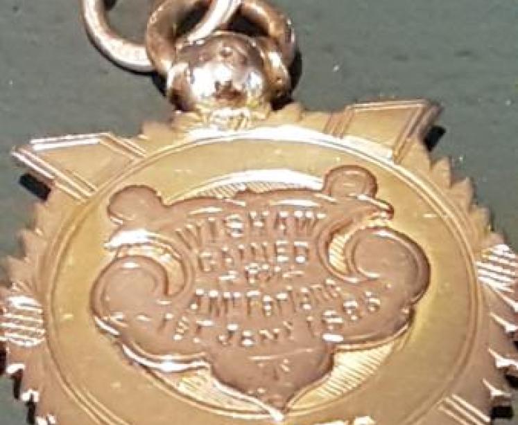 Rare 15ct Gold Victorian Watch Chain and Fob  - Image 5