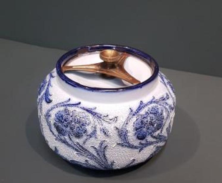 Macintyre Pale Blue Panelled Poppy Humidor - Image 6