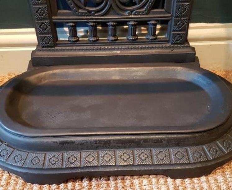 Victorian Cast Iron Stick Stand - Image 6