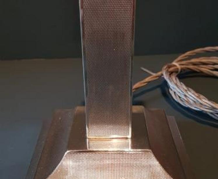 Quality Silver Electric Table Lamp - Image 3