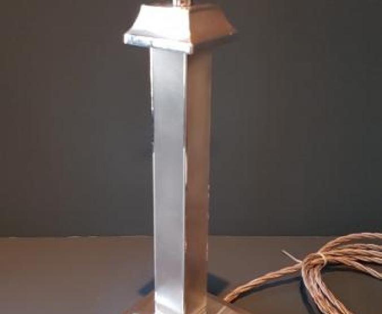 Quality Silver Electric Table Lamp - Image 7