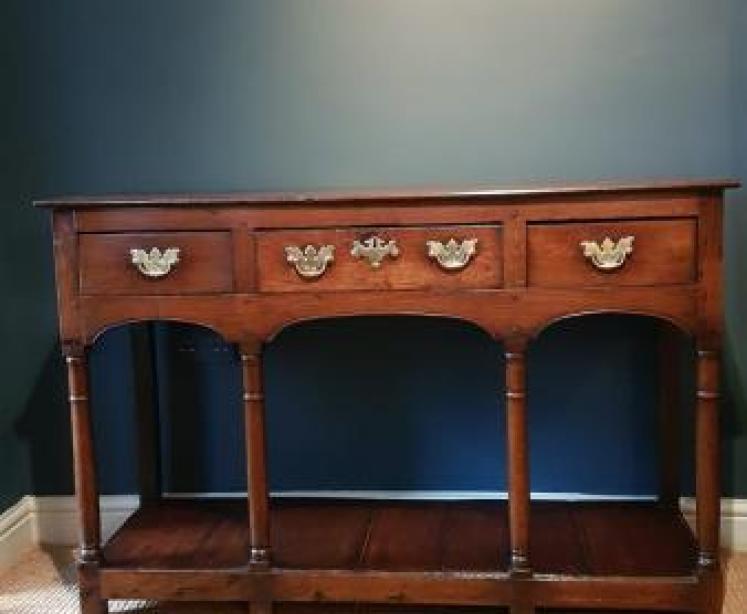 Small George II Oak Pot Board Dresser  - Image 1