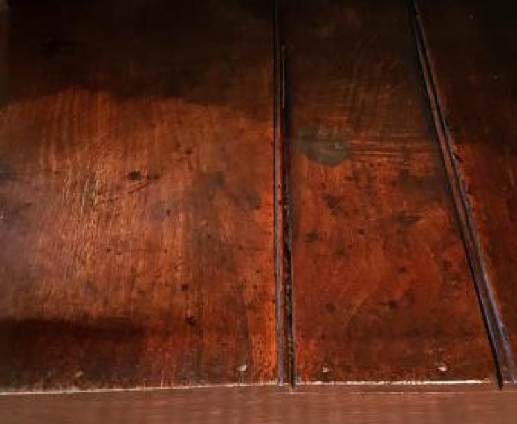 Small George II Oak Open Pot Board Dresser  - Image 5