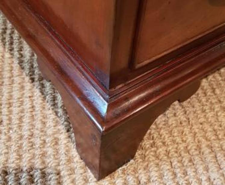 Small George III Mahogany Chest of Drawers - Image 6