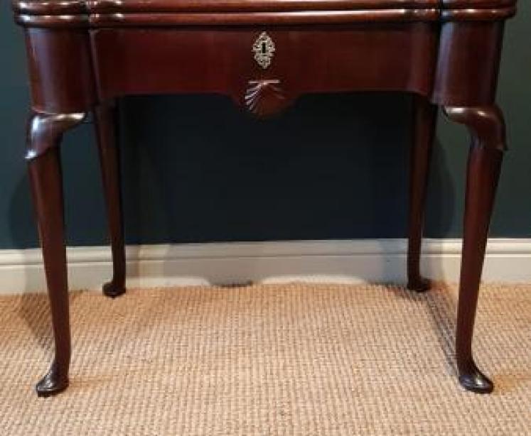 Georgian Irish Mahogany Card Table  - Image 5