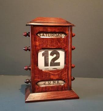 Late Victorian Solid Oak Perpetual Desk Calendar