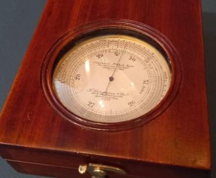 Antique Campaign Marine Barometer in Presentation Case - Image 7