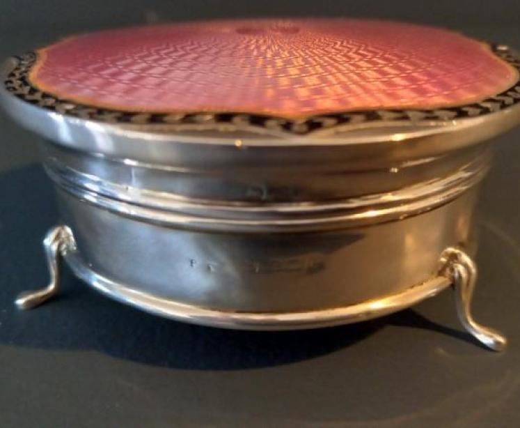 George V Period Silver & Pink Enamel Ring Box - Image 5