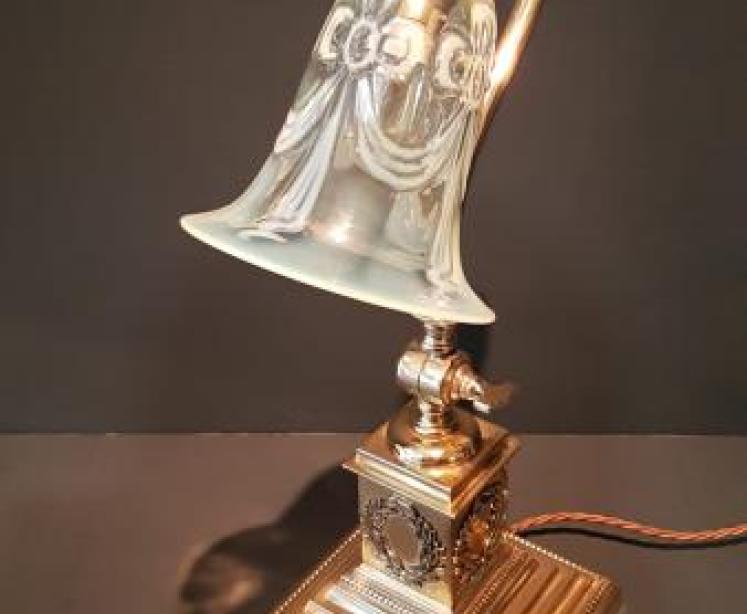 Superb Adjustable Brass Lamp and Vaseline Shade - Image 2