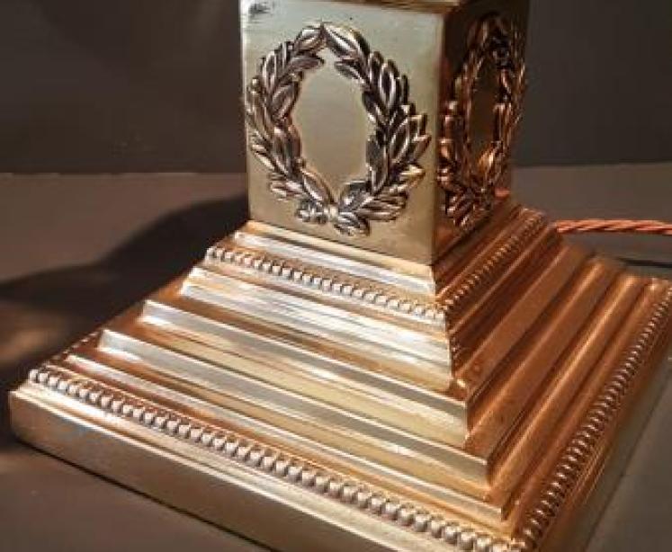 Superb Adjustable Brass Lamp and Vaseline Shade - Image 5